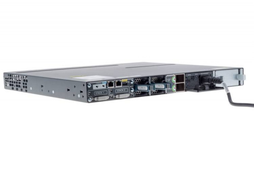 Cisco WS-C3750X-48T-S вид сбоку